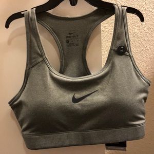 Nike Victory Bra